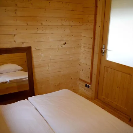 Wypoczynkowe 度假居 什切齐内克